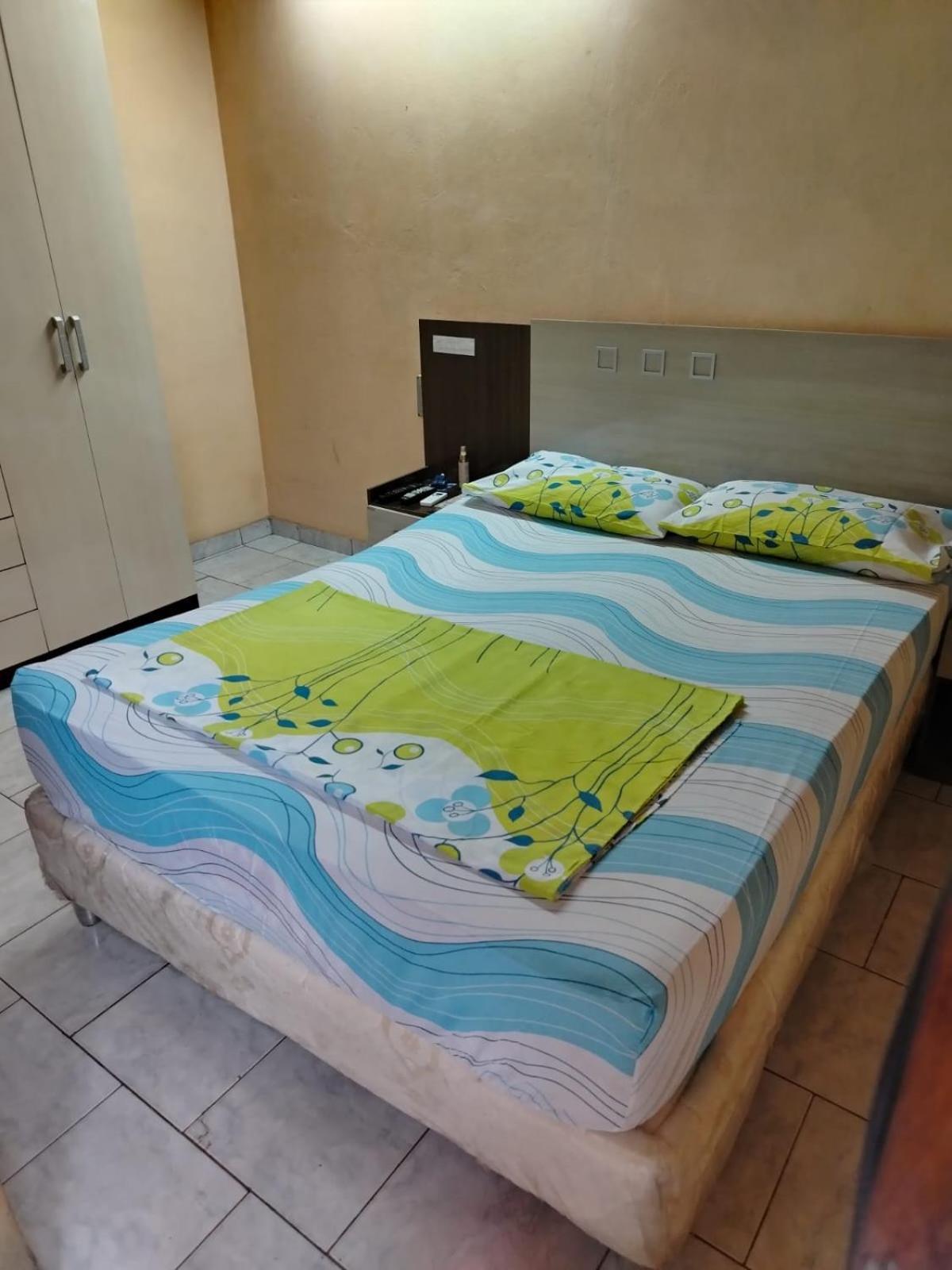 Habitacion En Casa Zona Asuncion Luaran gambar