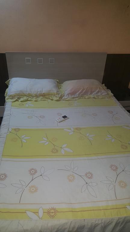Habitacion En Casa Zona Asuncion Luaran gambar